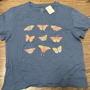 American Eagle butterfly graphic tee